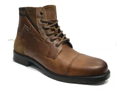 boots en cuir montantes avec zip sur le coté