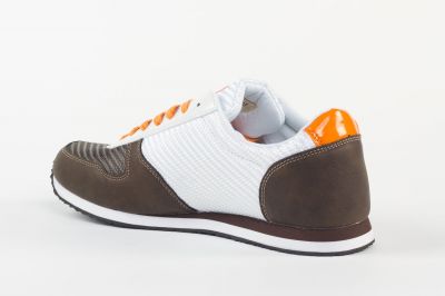 Chaussures Redskins Disca blanc et marron.